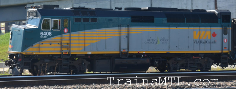 Locomotive VIA6408 left side / coté gauche